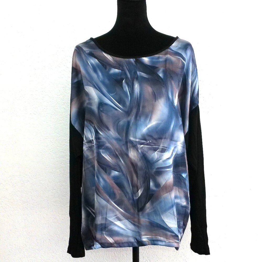 Fate, Multi- color abstract Women's long sleeve blouse, shiny/smooth